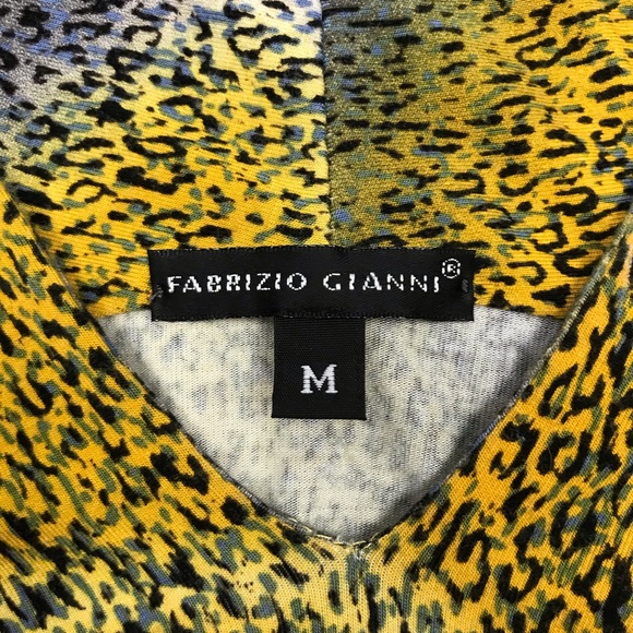 Fabrizio Gianni Jersey Knit V Neck 3/4 Sleeve Top - Picture 2 of 6